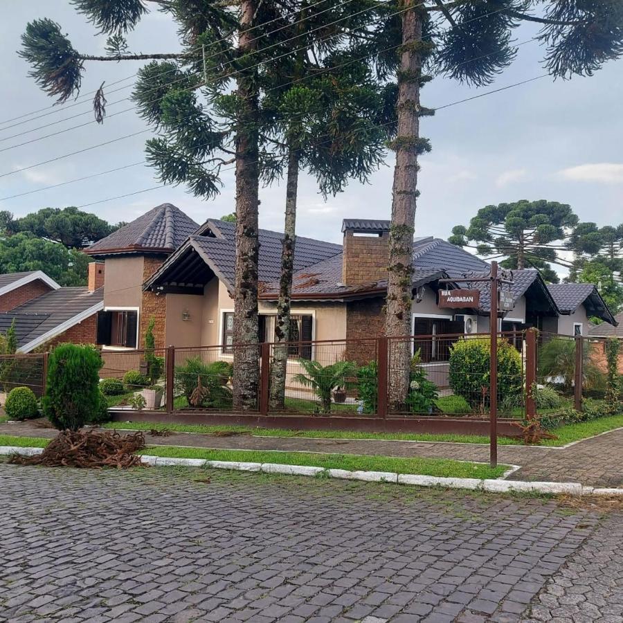 Residencial Pine House Hotel Канела Екстериор снимка