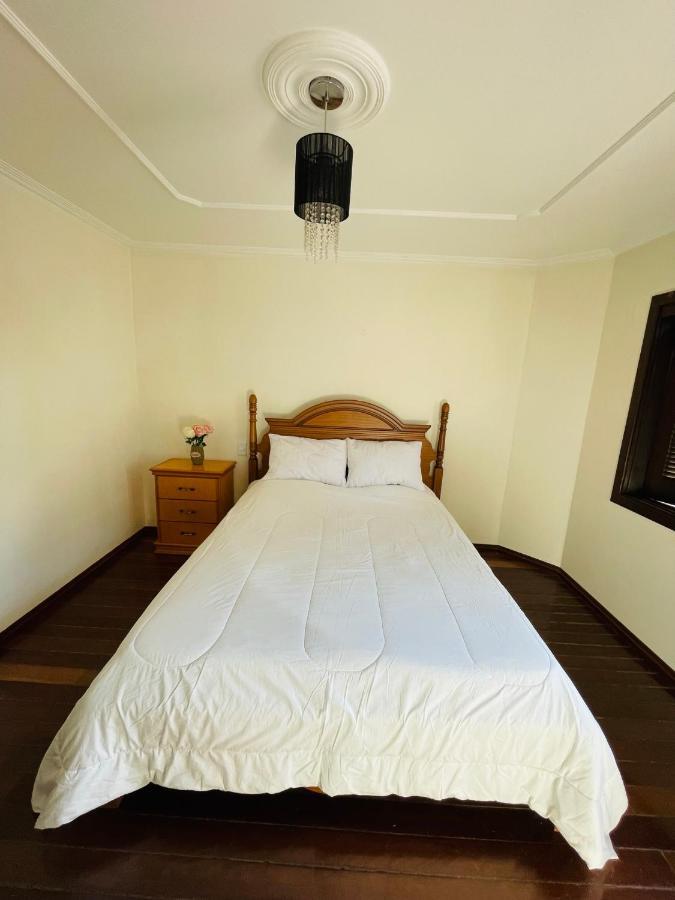Residencial Pine House Hotel Канела Екстериор снимка