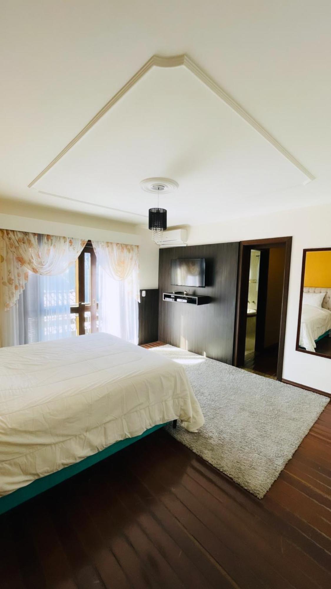 Residencial Pine House Hotel Канела Екстериор снимка
