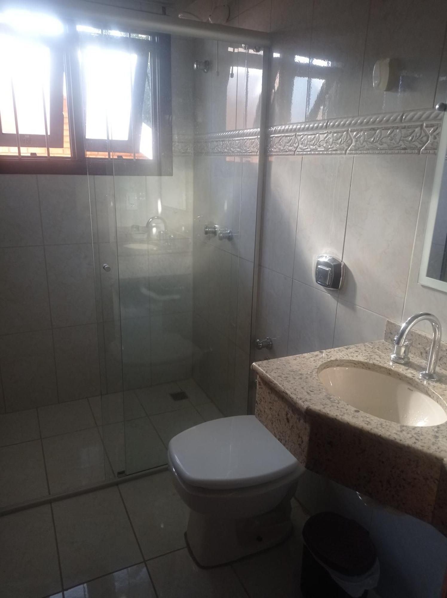 Residencial Pine House Hotel Канела Стая снимка